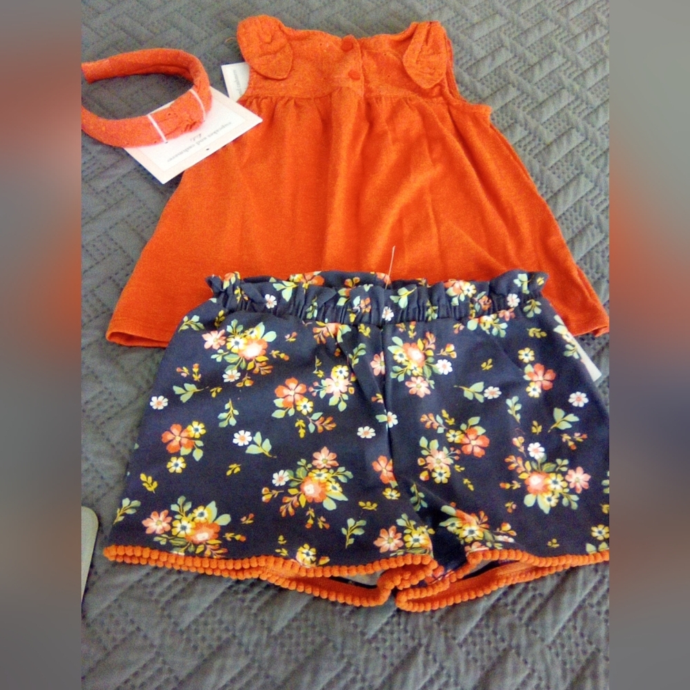 Girls Cupcakes and Cashmere 2 PC  short set orange size 5T